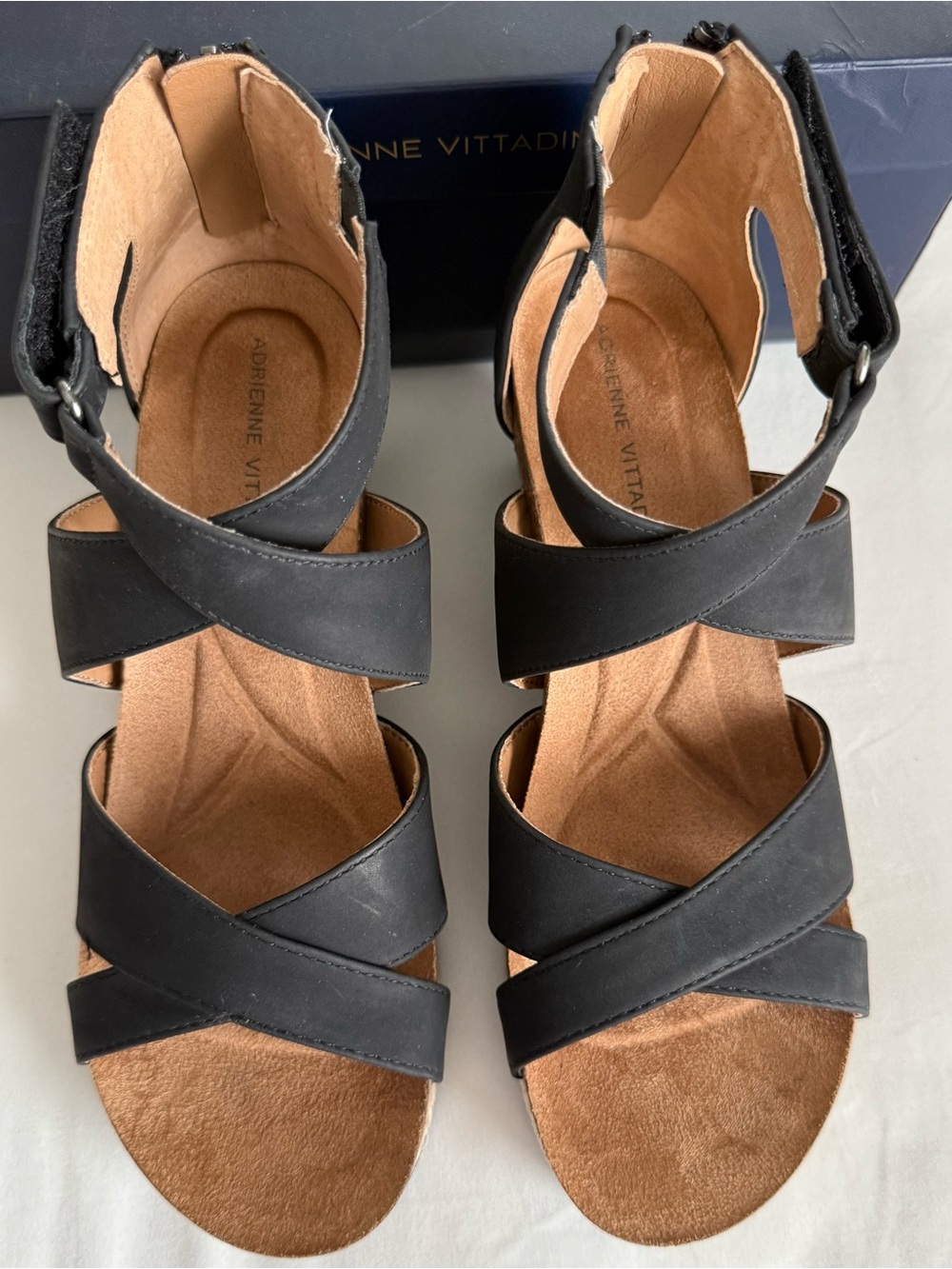 Adrienne Vittadini Black Crisscross Ankle Strap Sandals Woman’s size 8